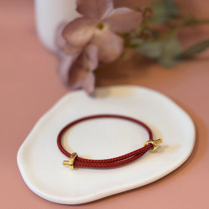 Geflochtenes Stahlarmband