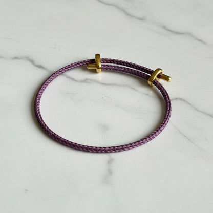 Geflochtenes Stahlarmband