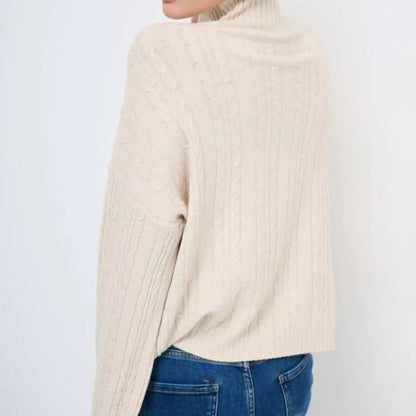 Feinstrickpullover mit Stehkragen