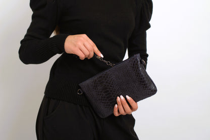 Lederclutch mit Strukturprägung