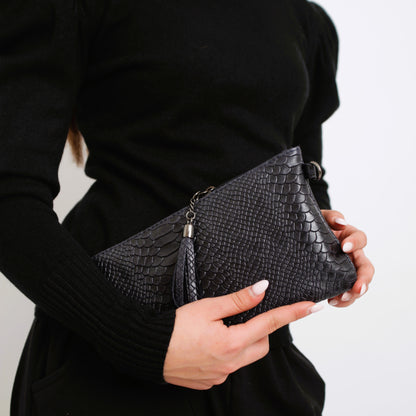 Lederclutch mit Strukturprägung