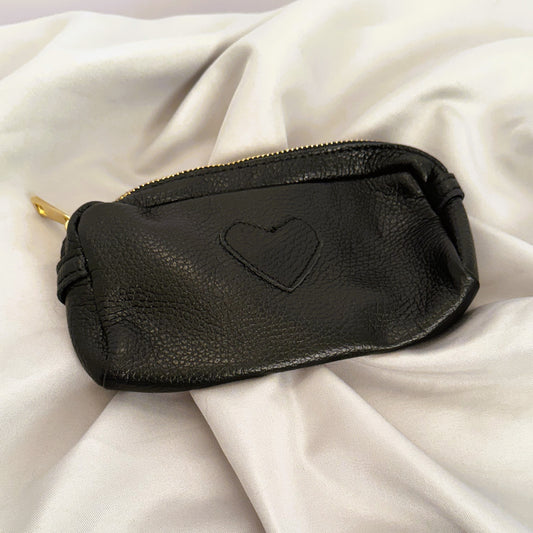 Exklusive Love Leather Pouch